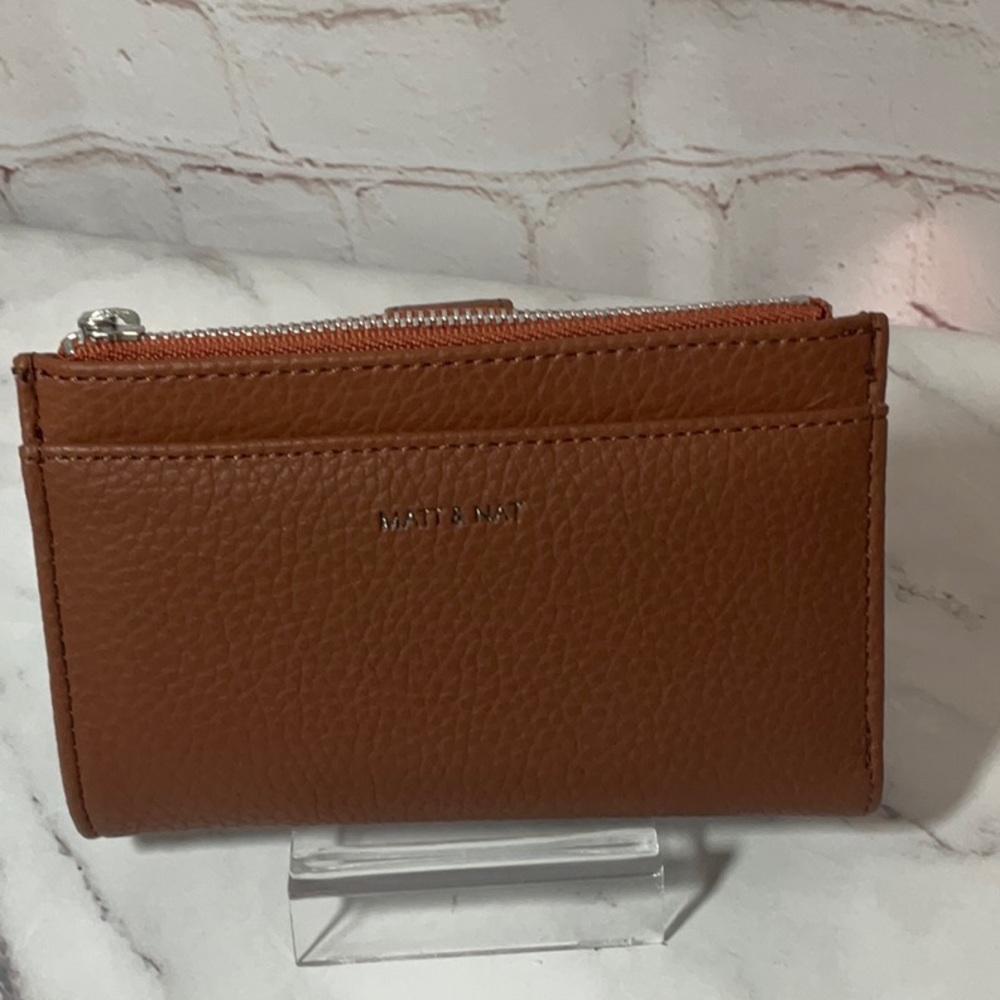 NWOT Matt & Nat Brown Wallet